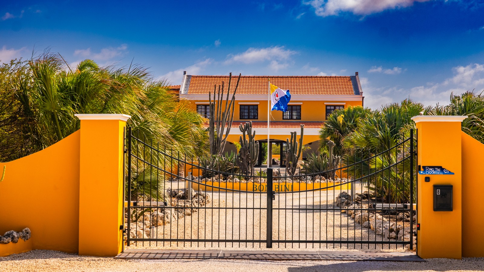 Hotel Wanapa - Image 1