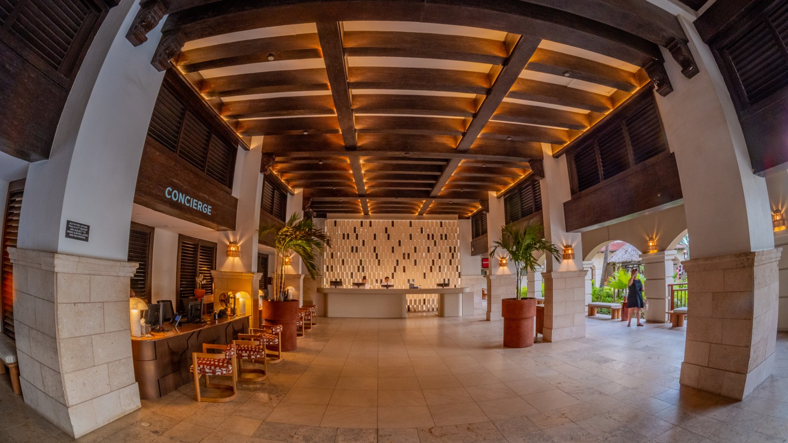 Hyatt Regency Aruba Resort, Spa & Casino - Image 11