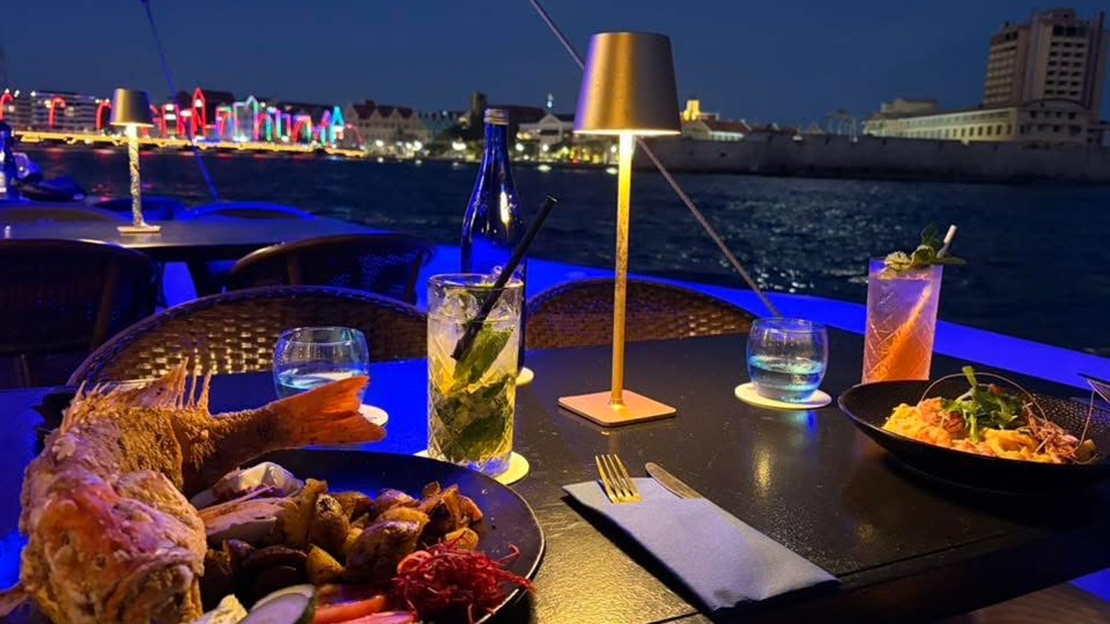 Enjoy a night with a view - Image 1