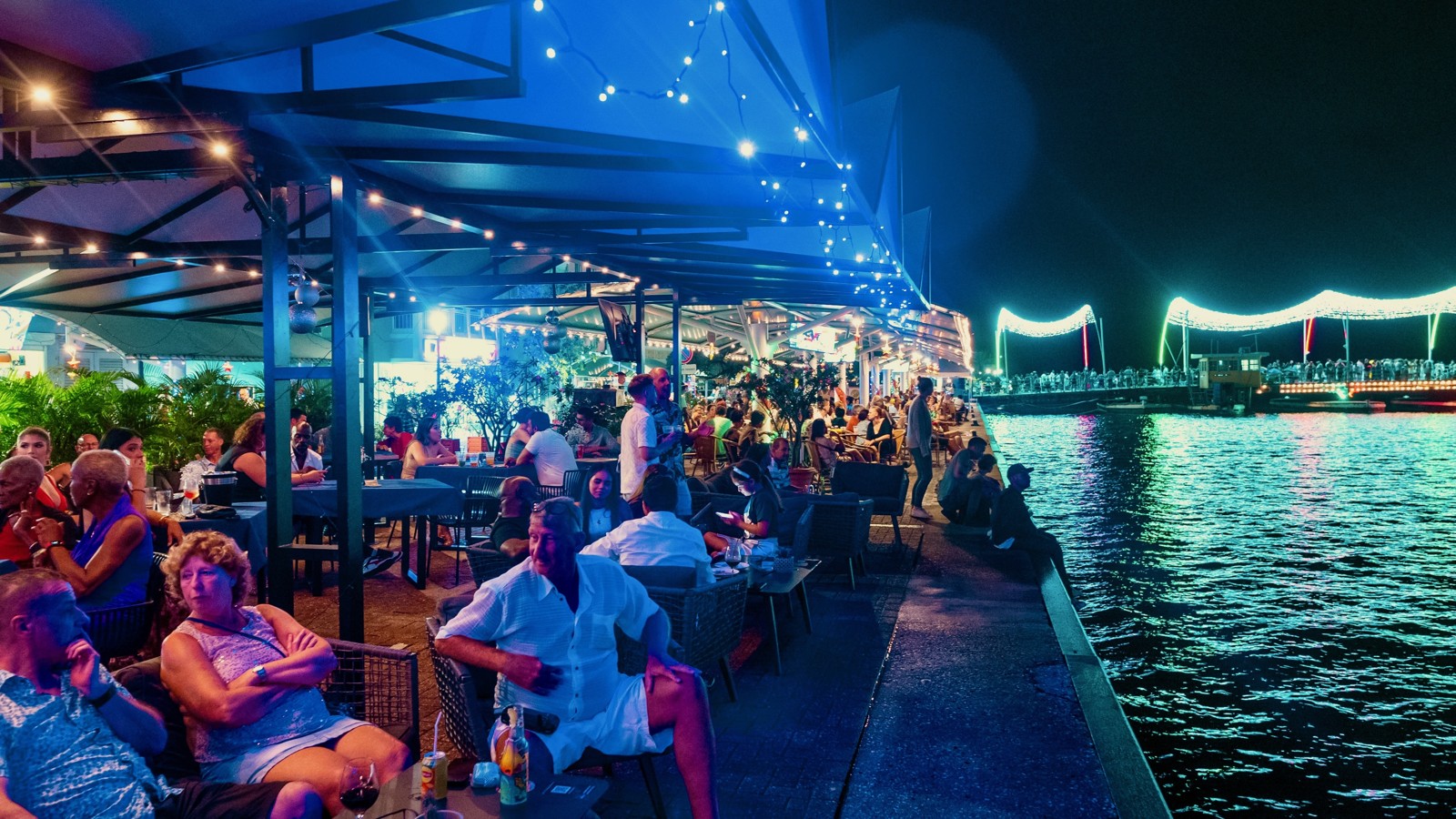 Iguana Cafe - Image 2