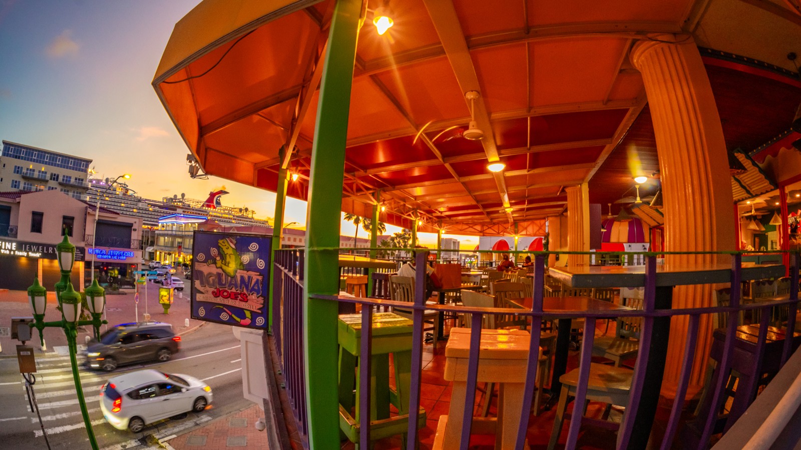 Iguana Joe’s Caribbean Bar & Grill - Image 3