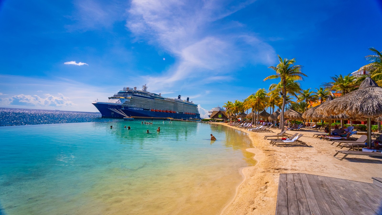 Infinity Beach Bar & Grill - Image 1