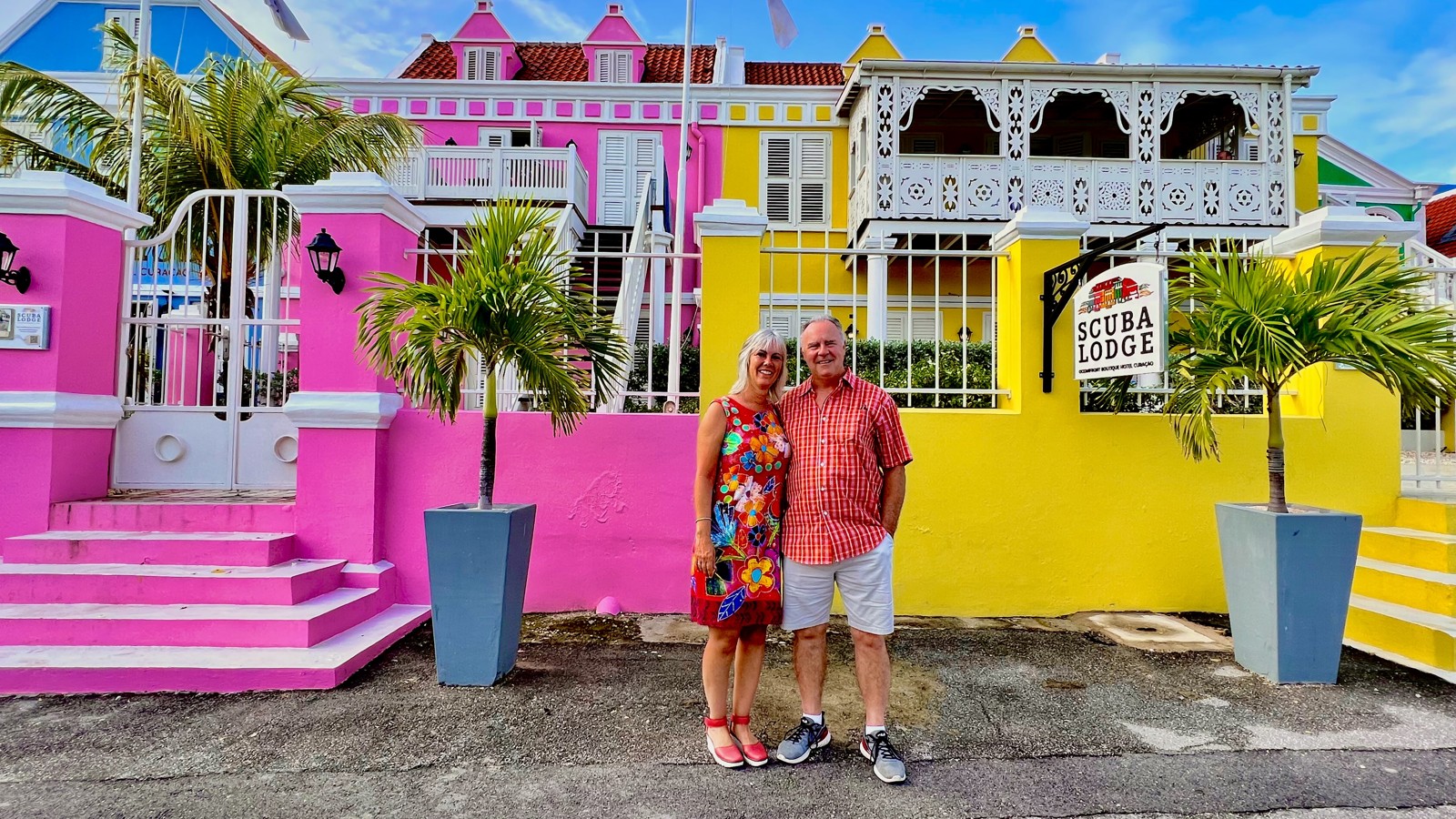 Scuba Lodge Row - Image 4