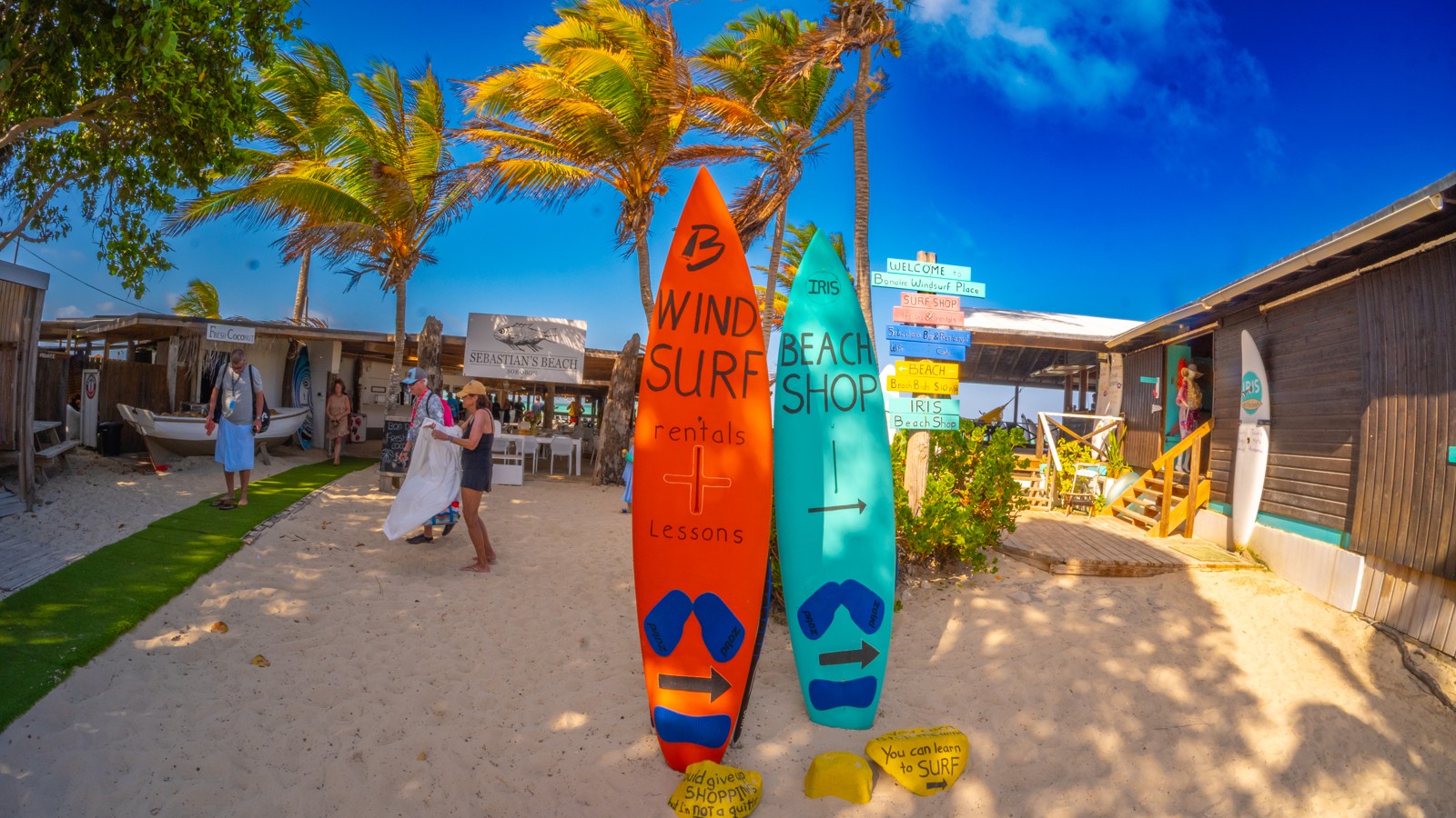 Iris Beach Shop - Image 2