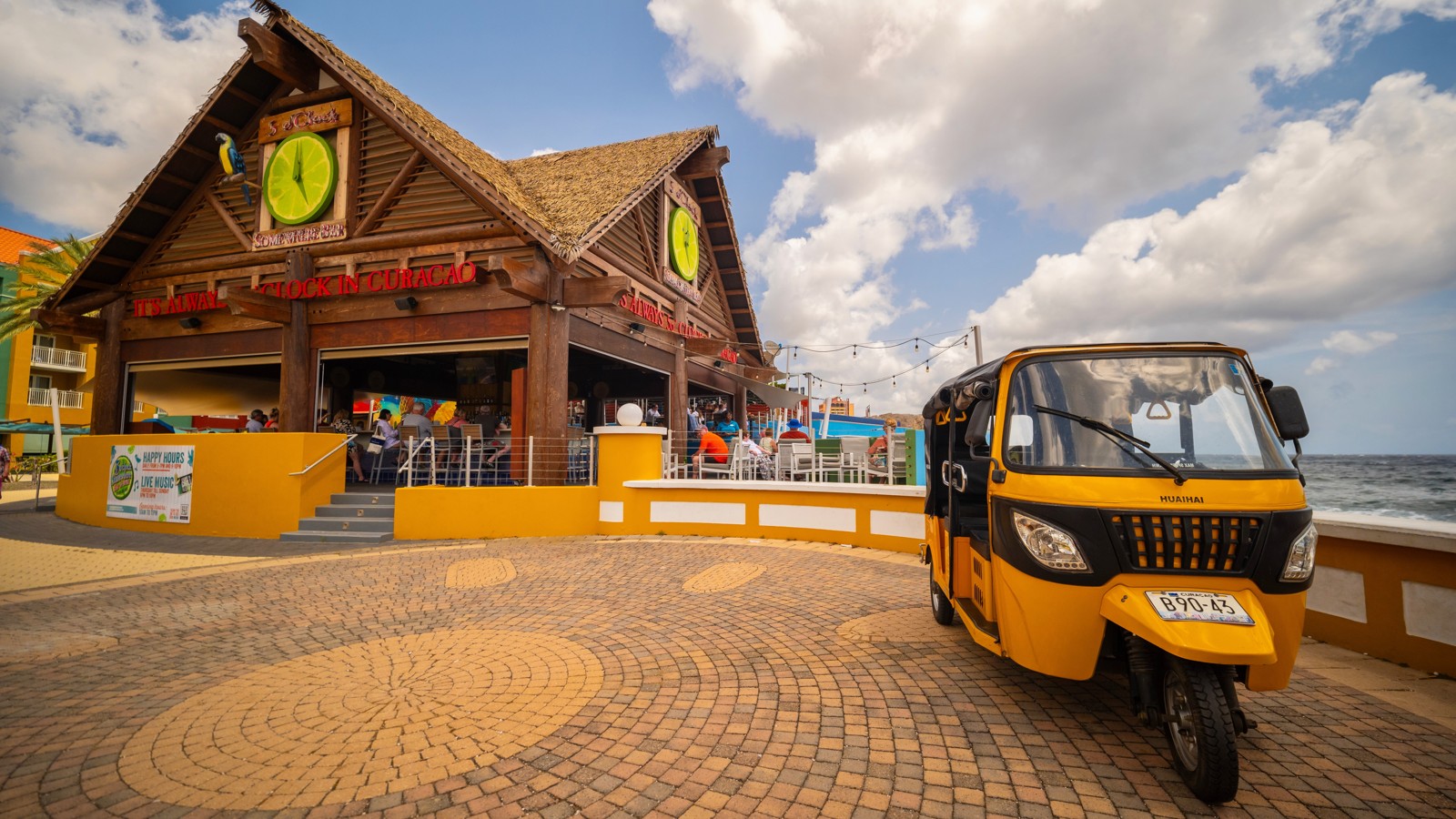 5 O'Clock Somewhere Bar & Grill - Image 1