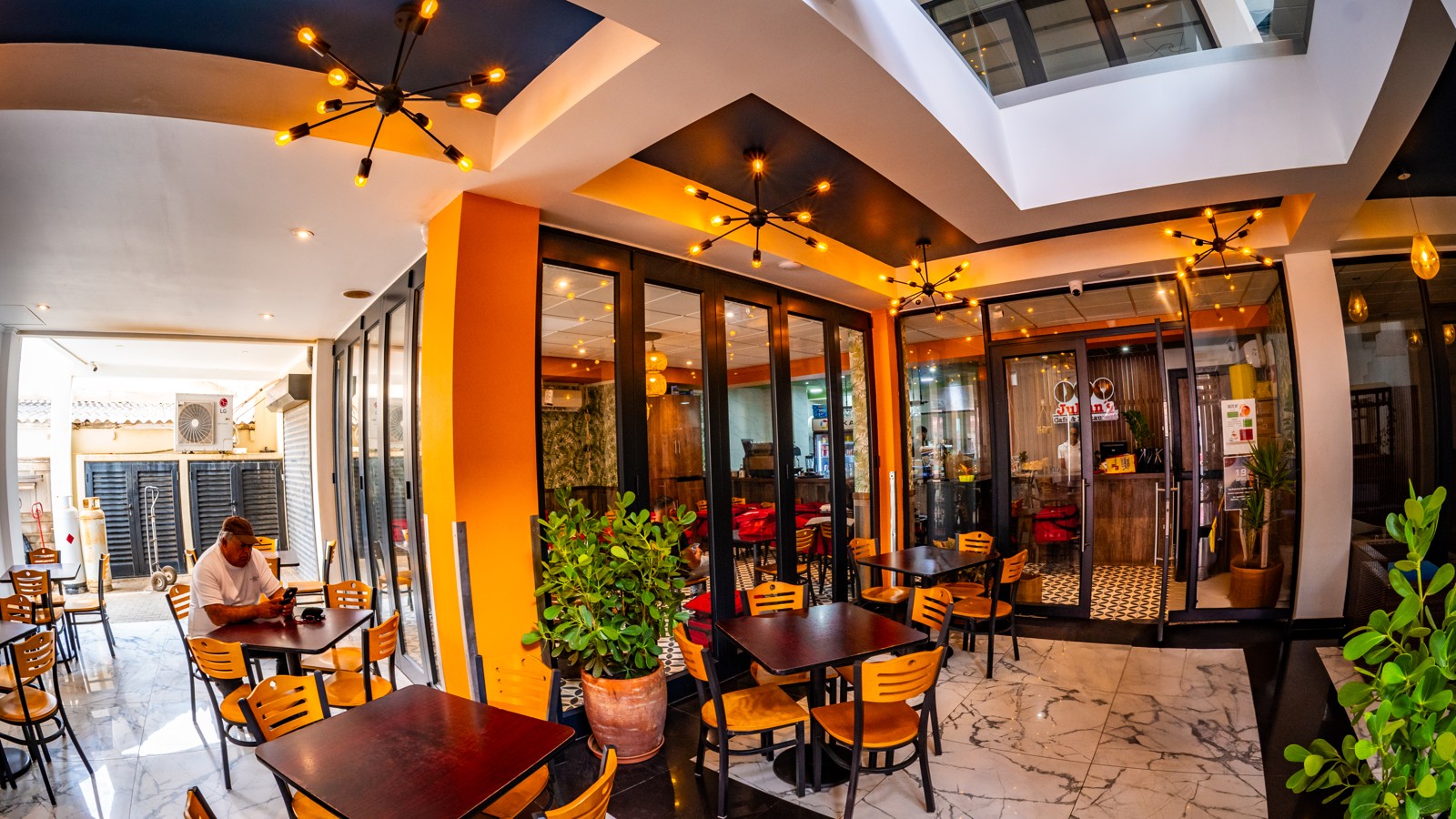 Julian's Cafe & Restaurant - Image 1