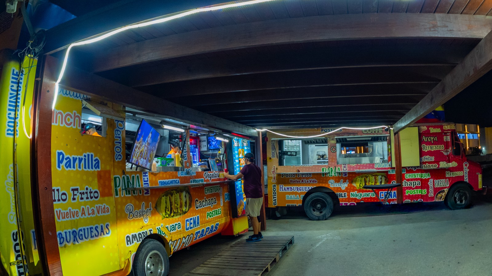 Julio’s Corner - Image 1