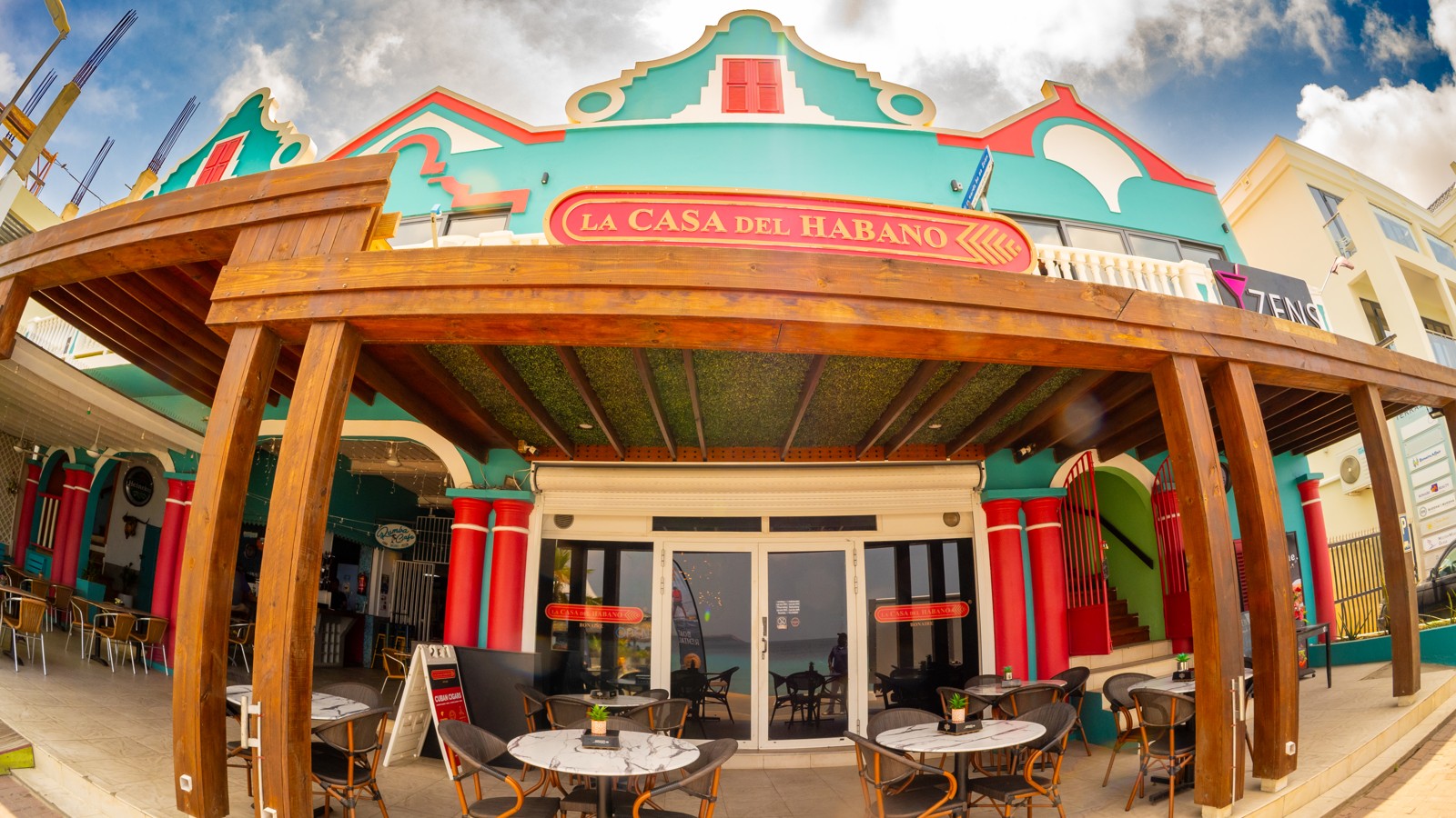 La Casa del Habano Bonaire - Image 2