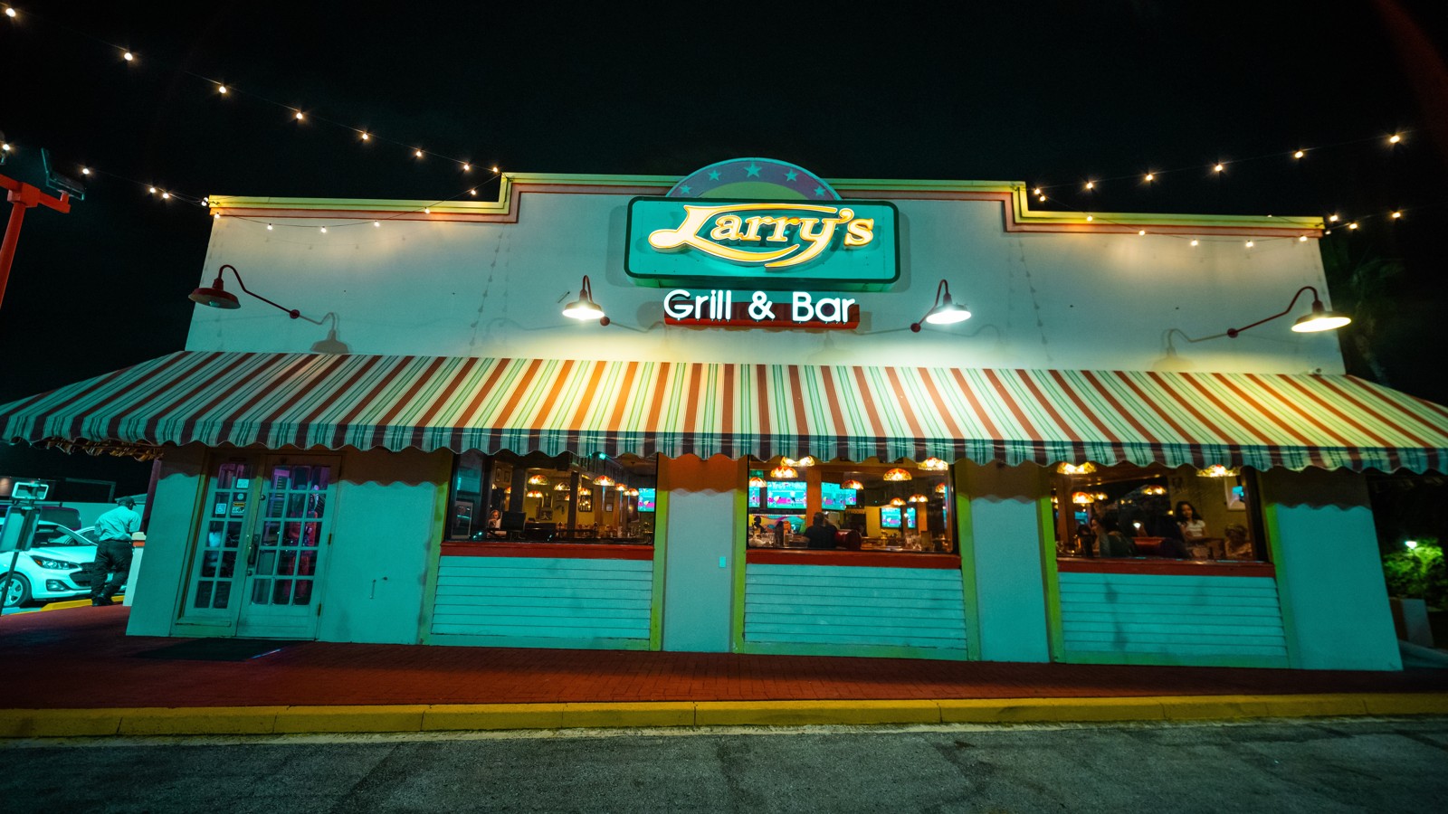 Larry's Grill & Bar - Image 2