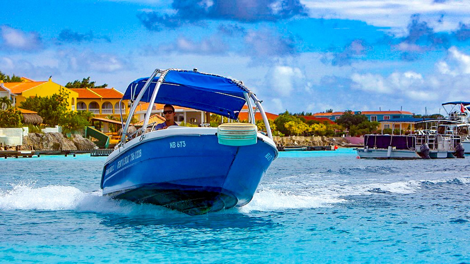 Le Grand Bleu Boat Rentals - Image 1