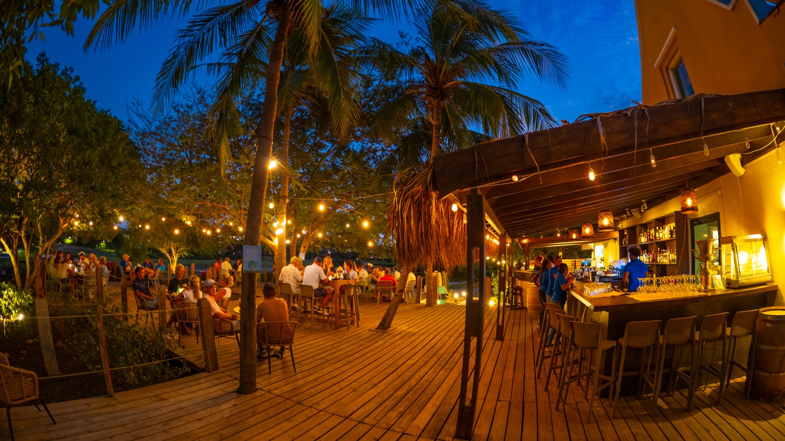 HAPPY HOUR - Lemongrass at Blue Bay - Image 1