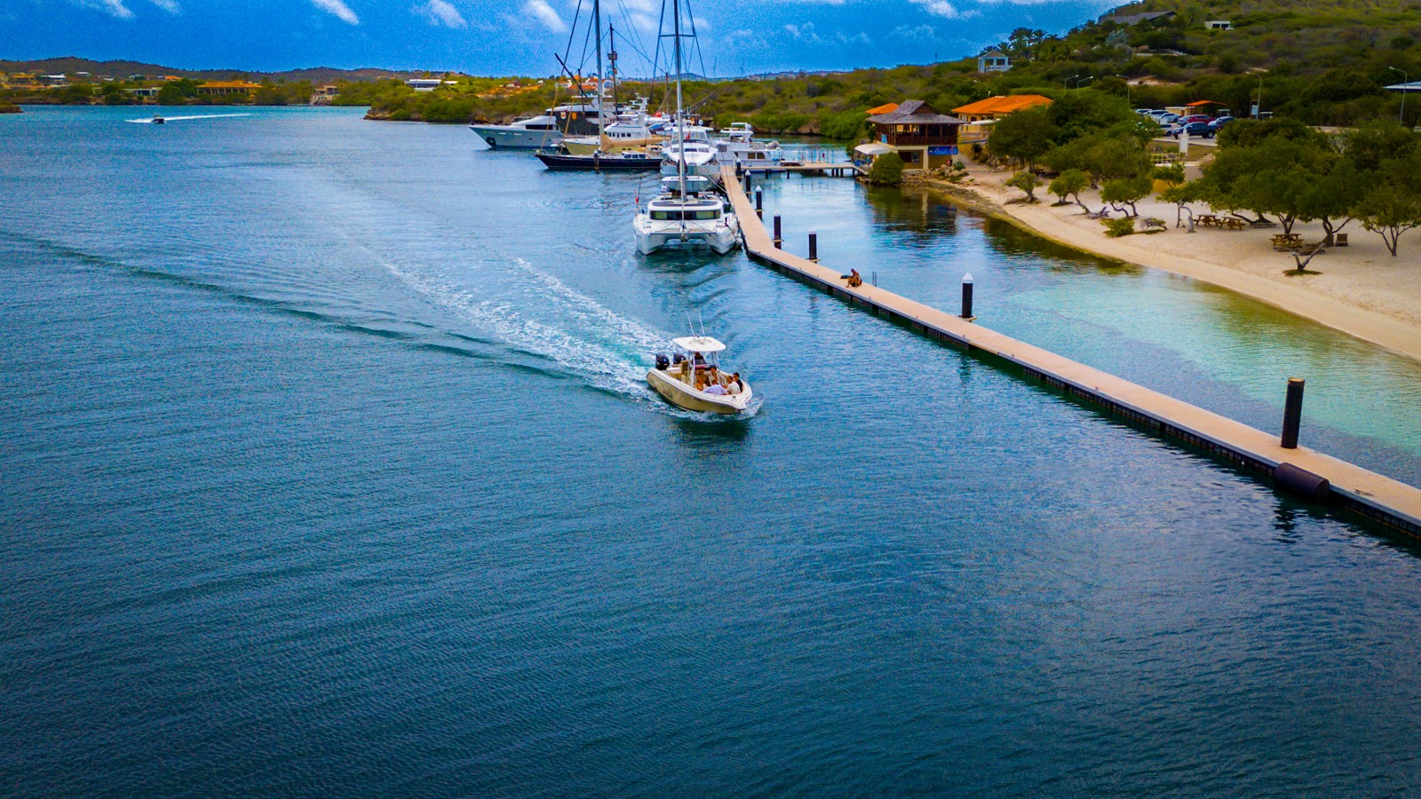 Living Life Boat Trips - Image 3