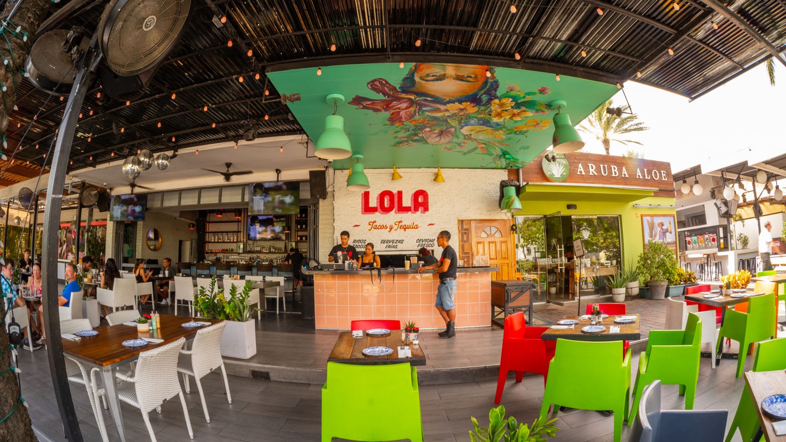 Lola Taqueria - Image 3