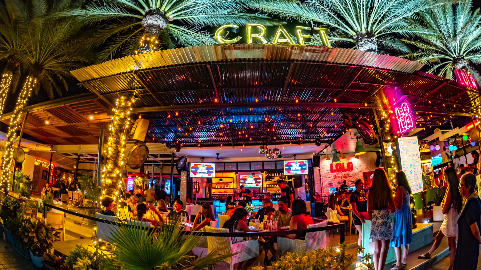 Lola Taqueria - Image 1