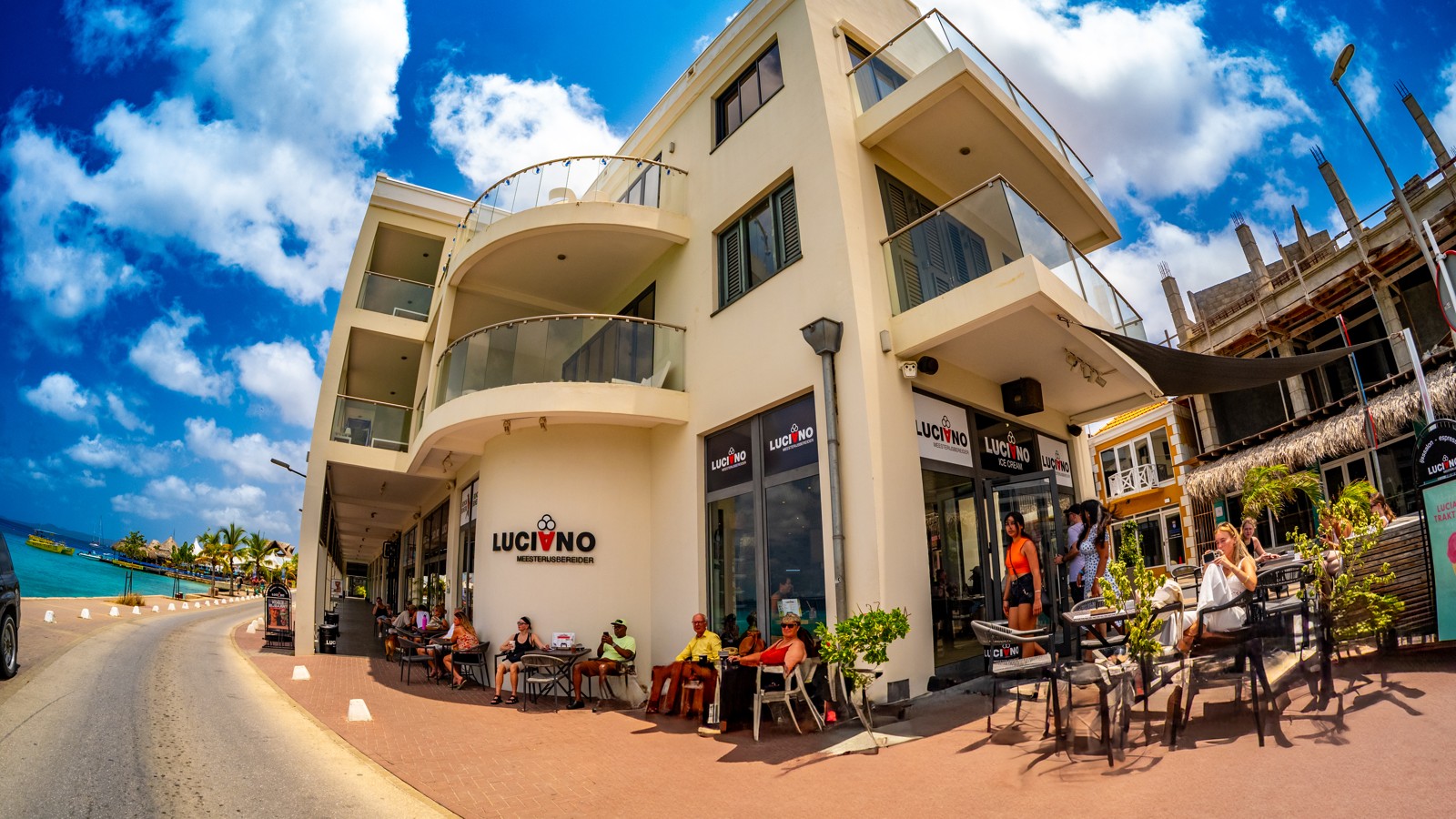 Luciano Bonaire - Image 1