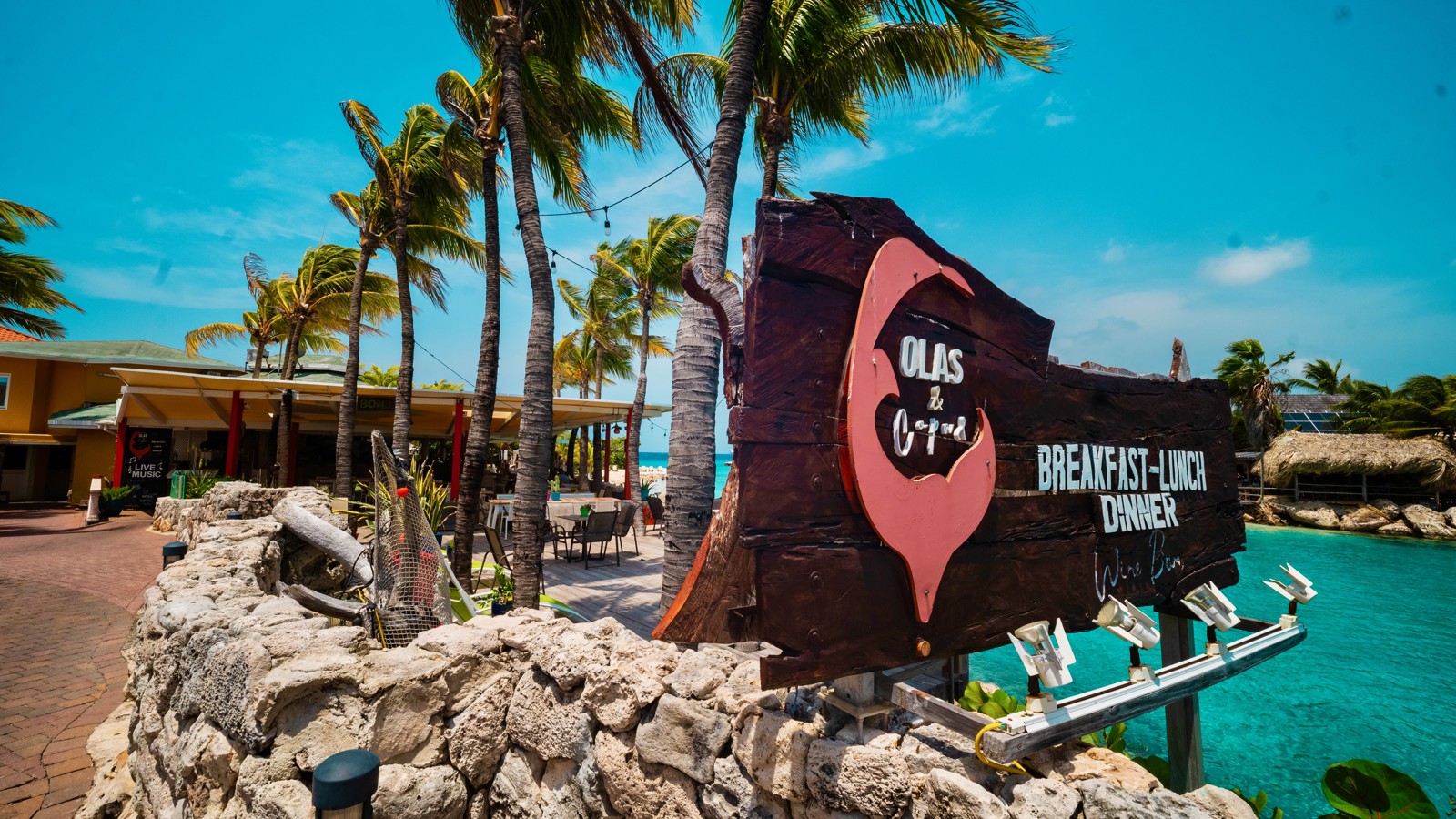 Olas y Copas - Image 2