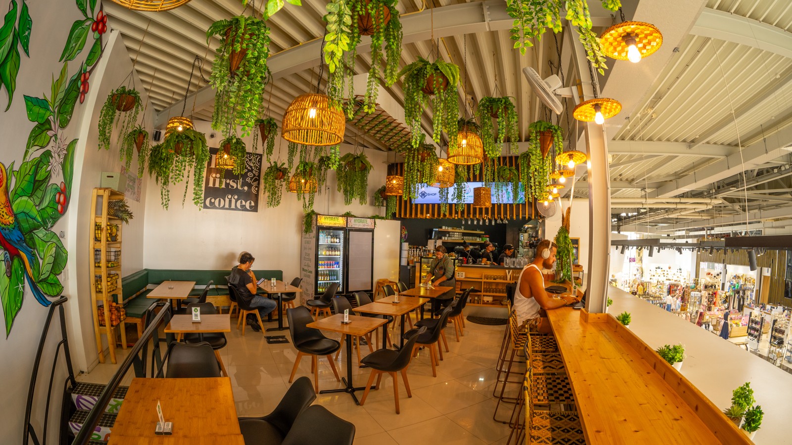 Organic Bodega Cafe - Image 2