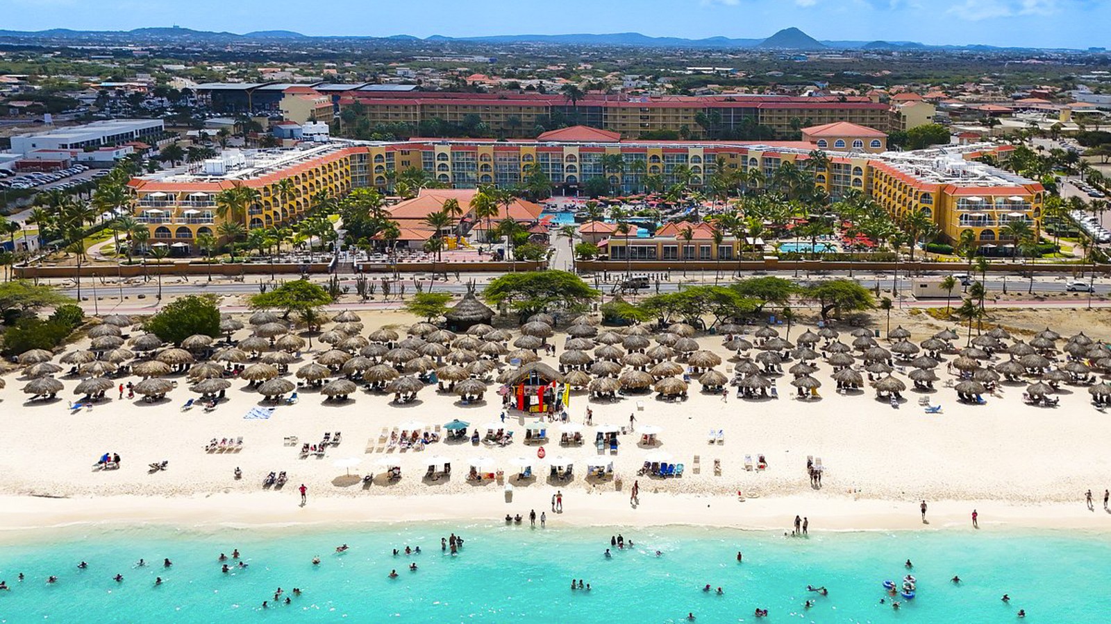 Paradise Beach Villas (Eagle Beach) - Image 1