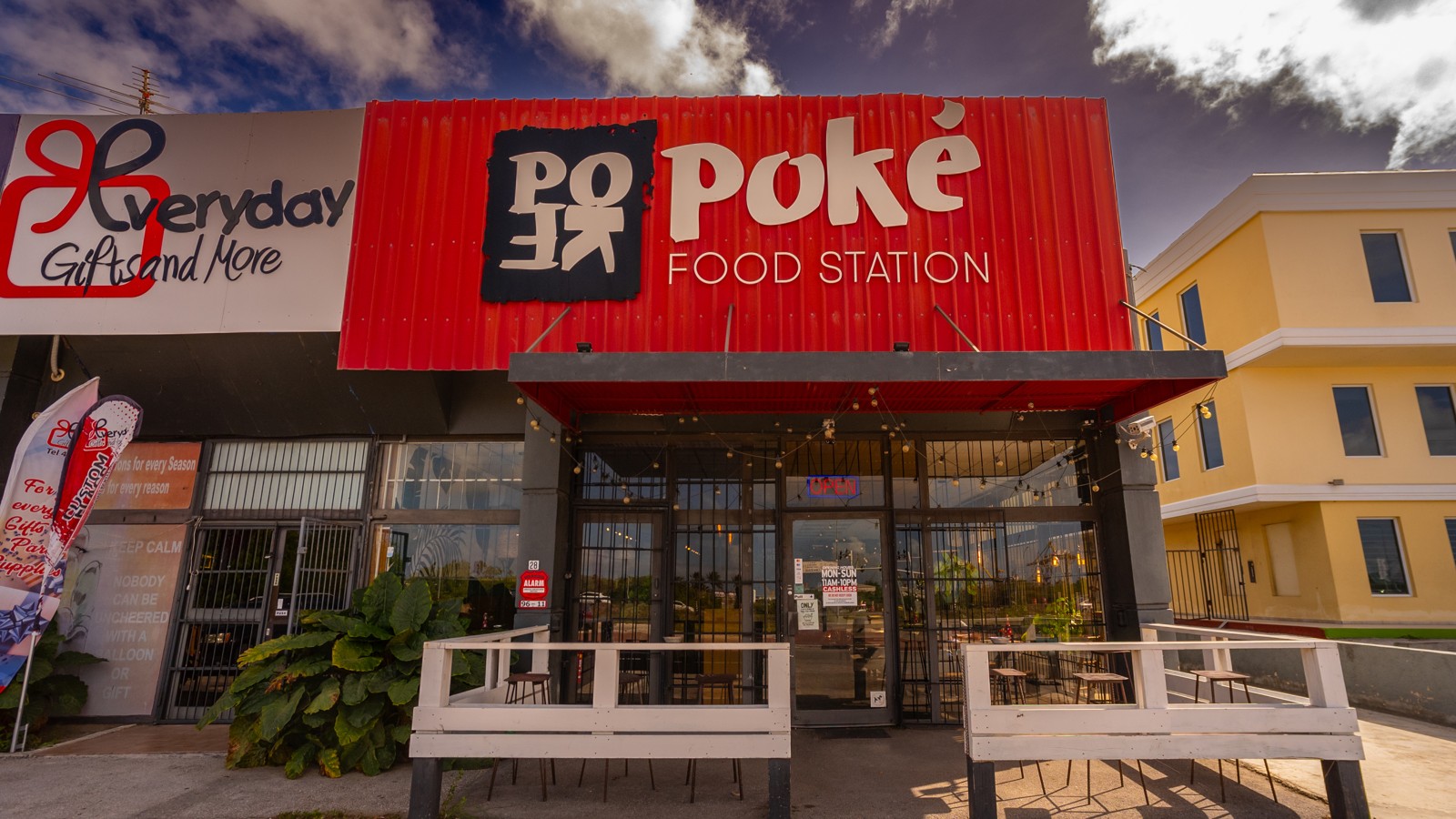 Poke Food Station - Image 2
