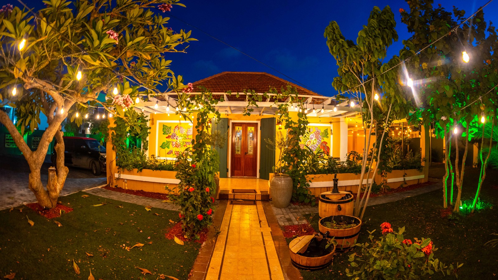 Quatre Vins (80 Curaçao) - Image 1