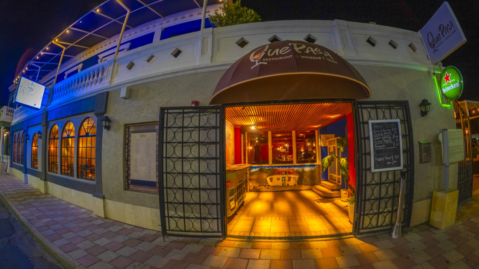 Que Pasa Restaurant & Winebar - Image 1