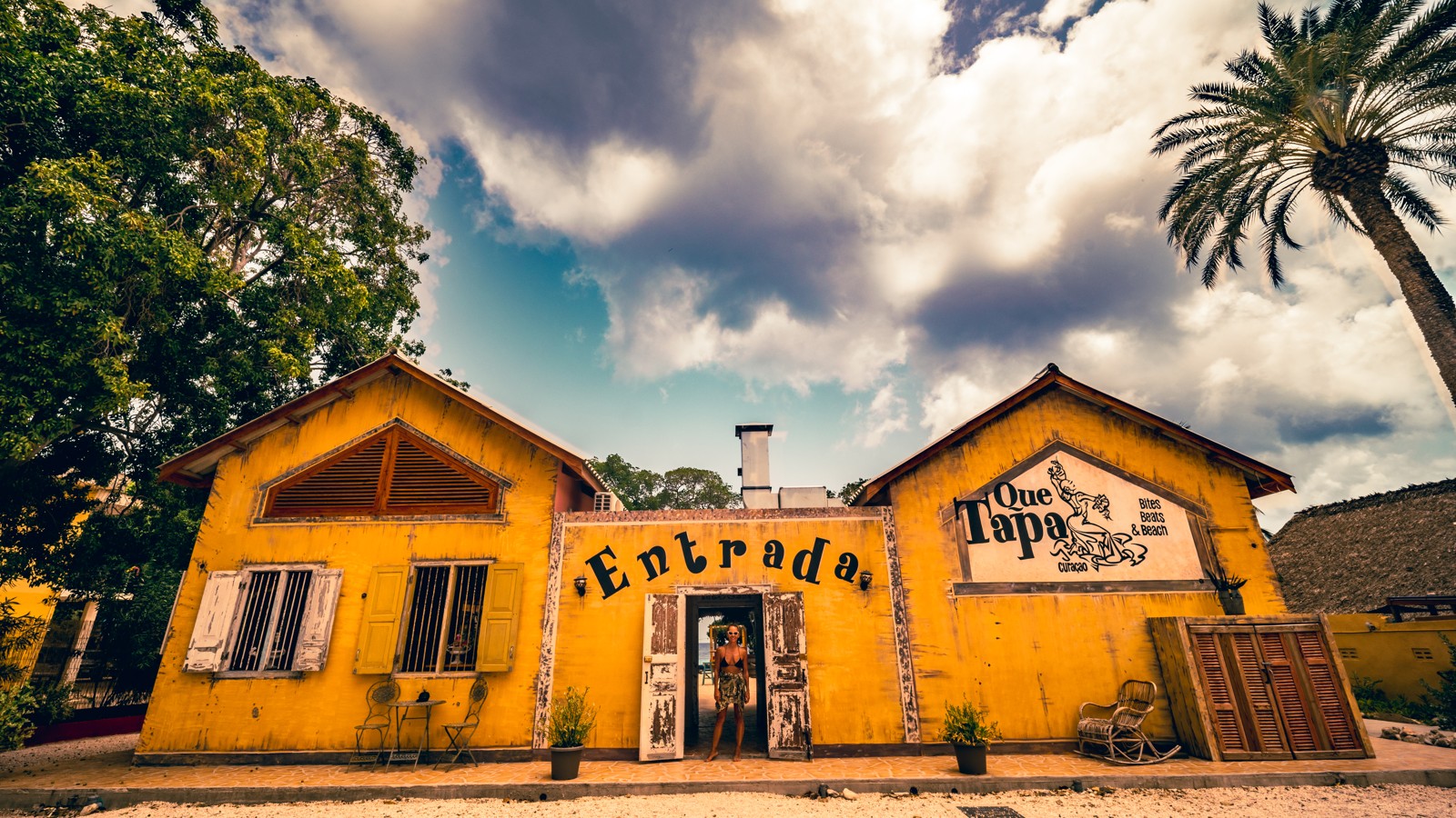 Que Tapa Curaçao - Image 1