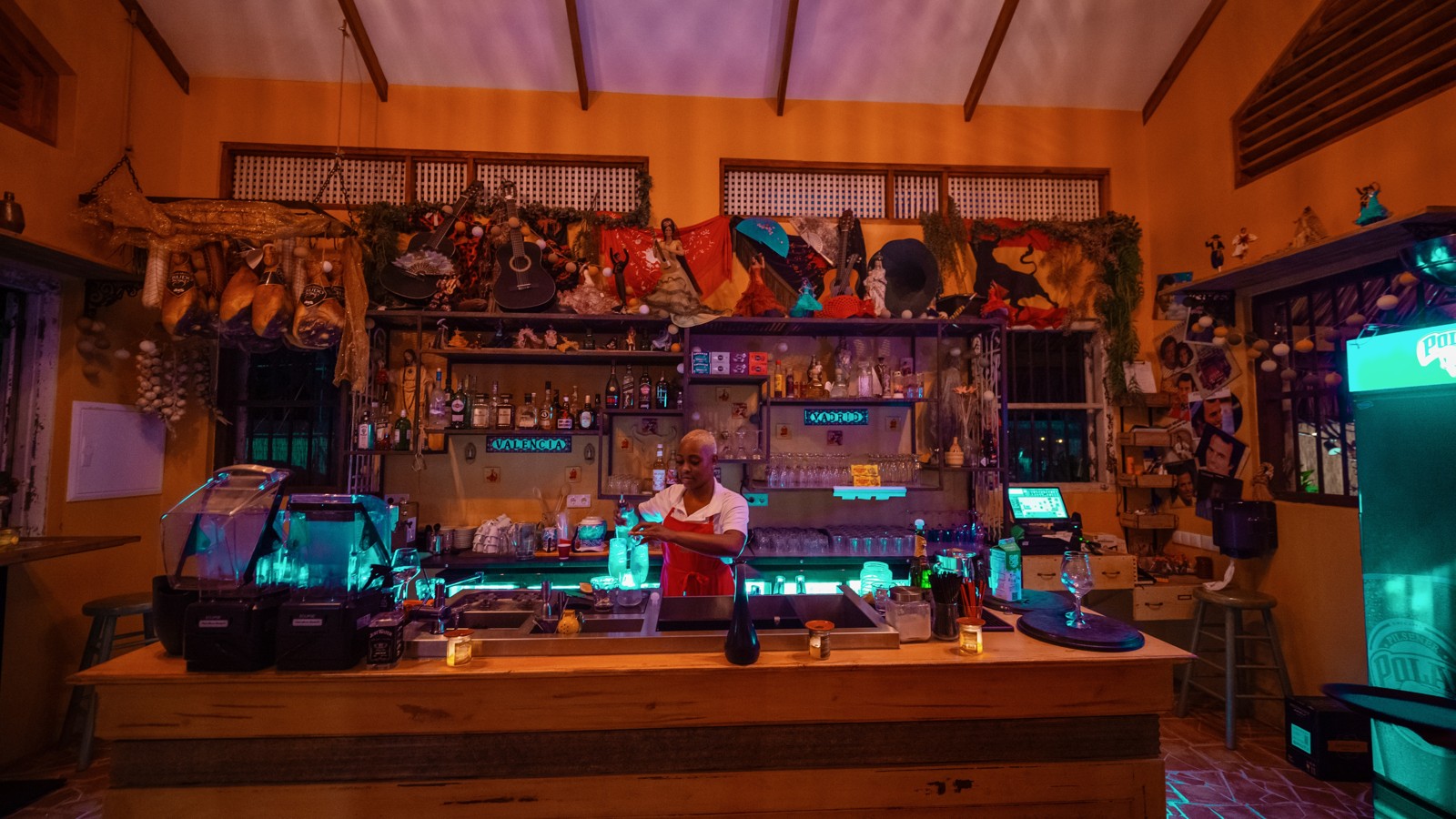 Que Tapa Curaçao - Image 3