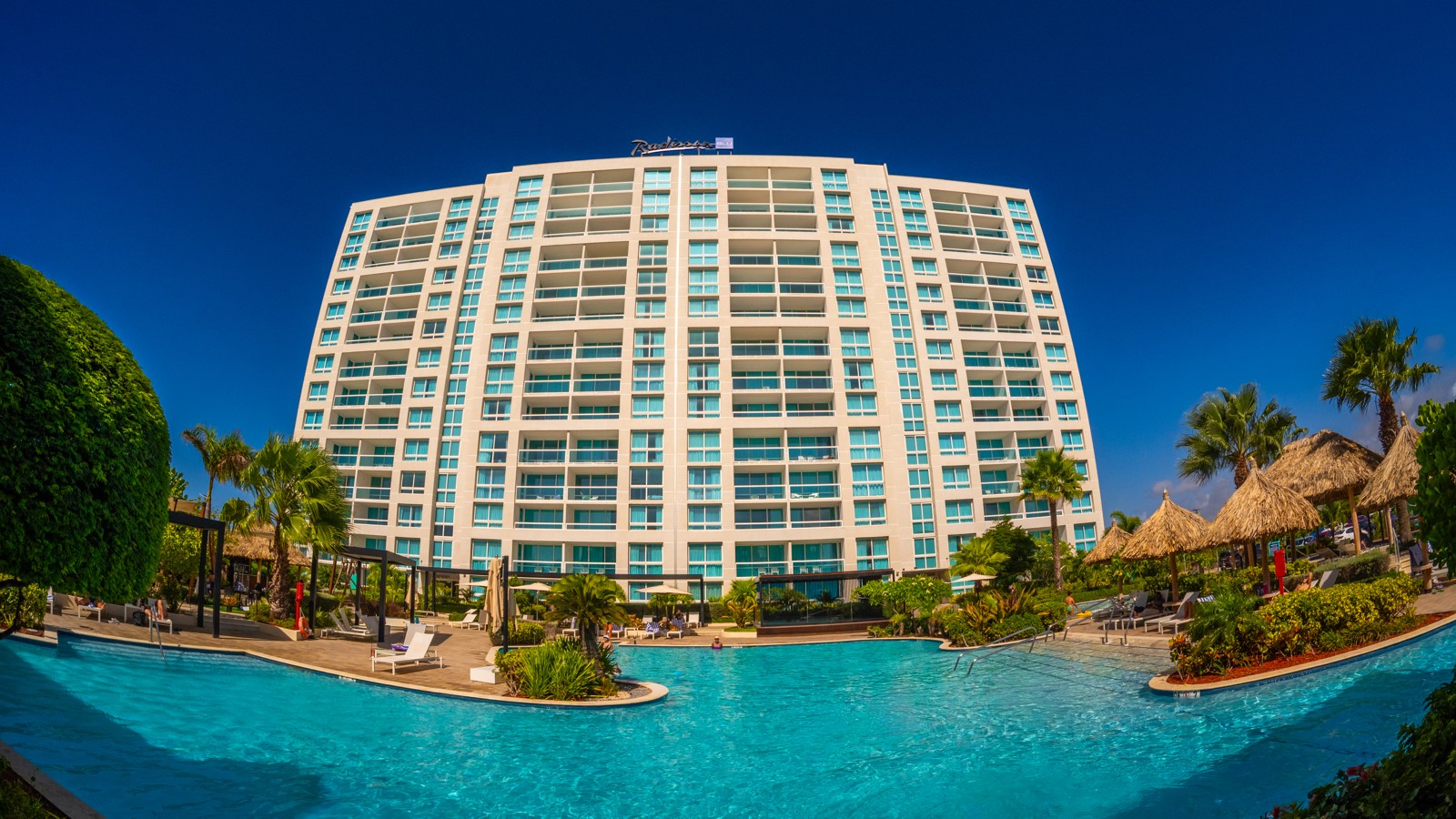 Radisson Blu Aruba - Image 2