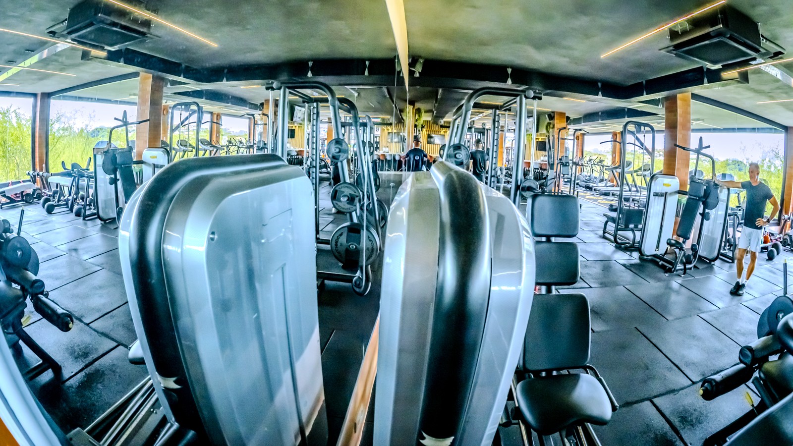 Rejuven8 Health Club - Image 6