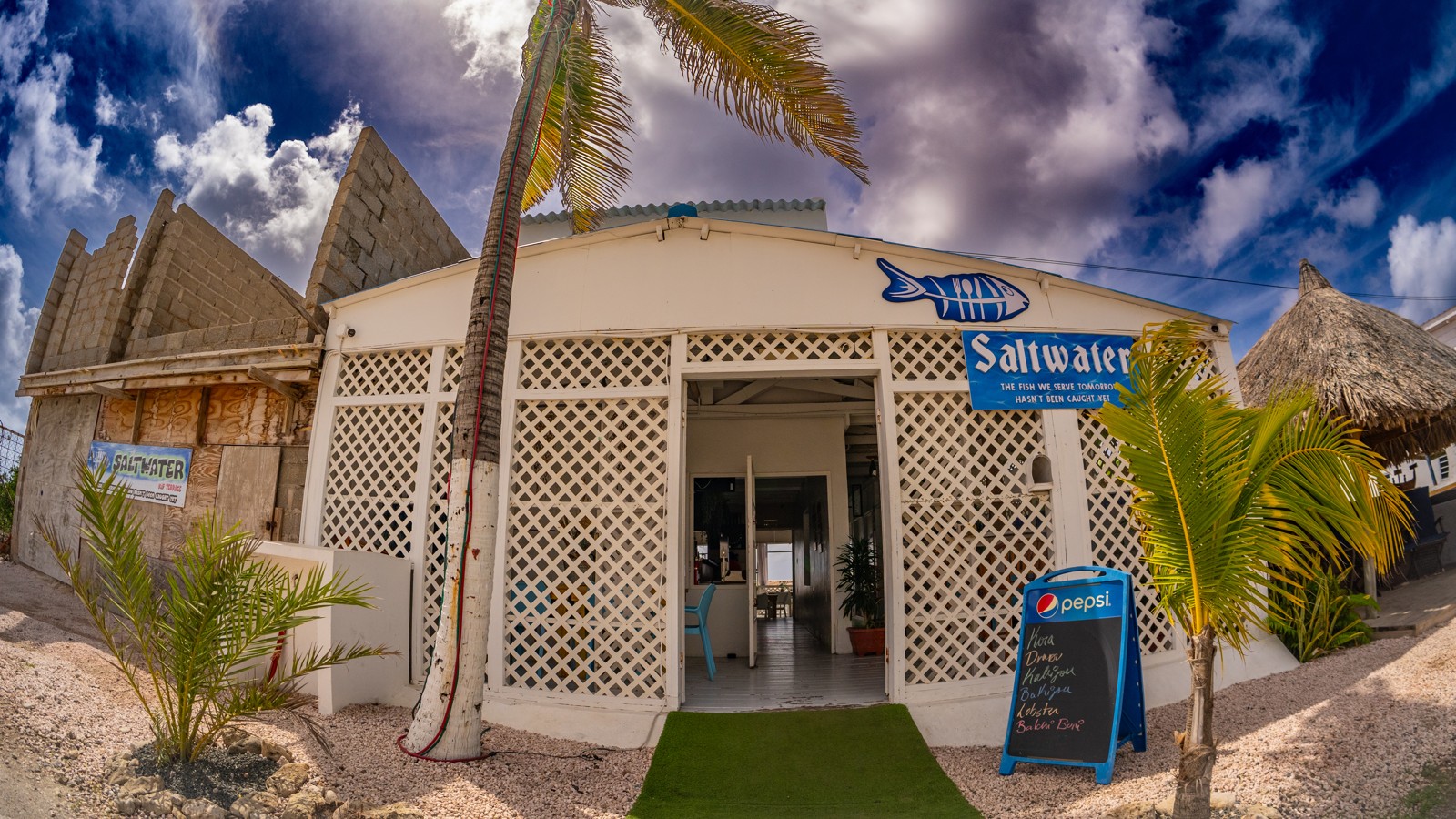 Saltwater Rif Terrace - Image 1