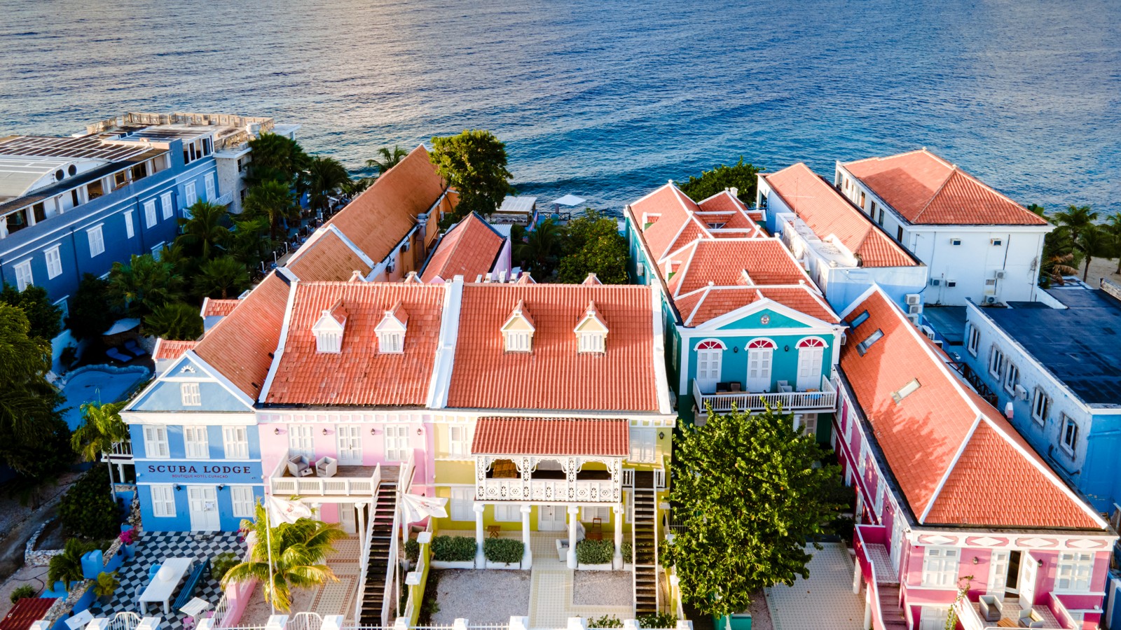 Scuba Lodge & Ocean Suites - Image 1