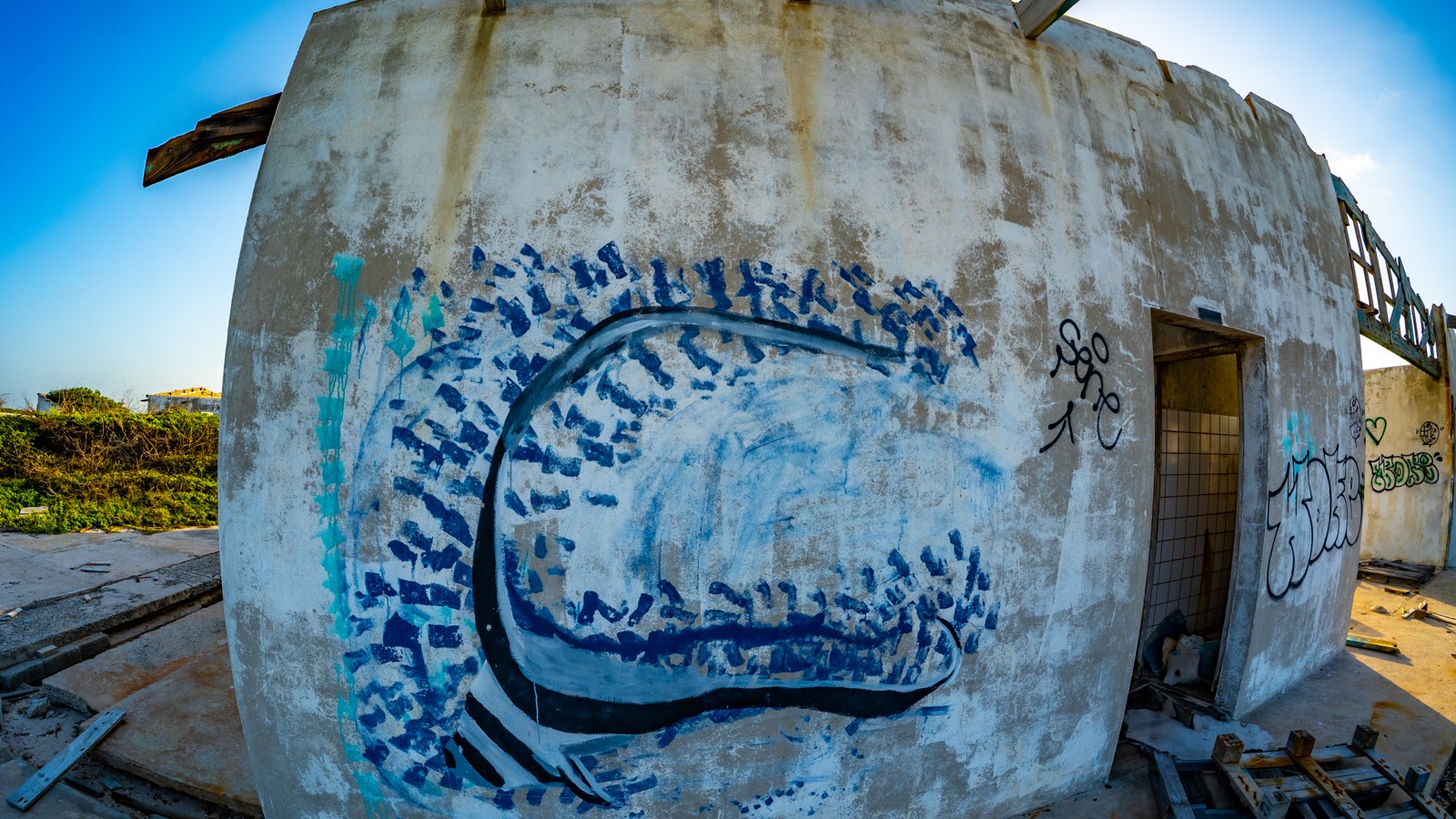 Street Art 22 - Image 1