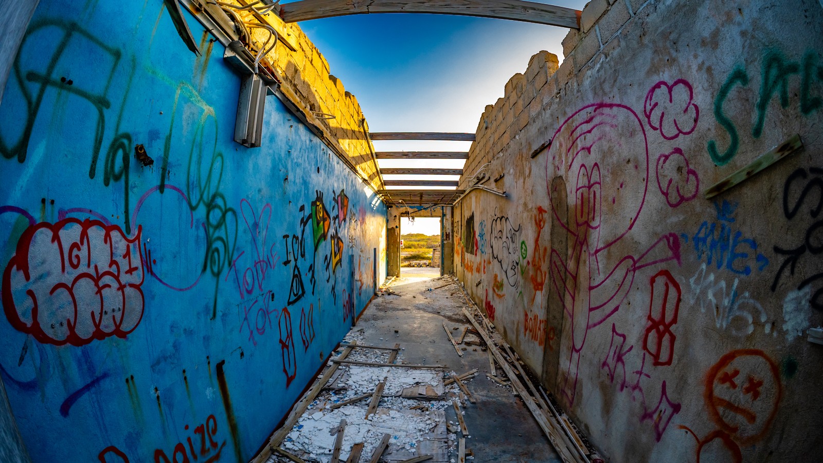 Street Art 26 - Image 1