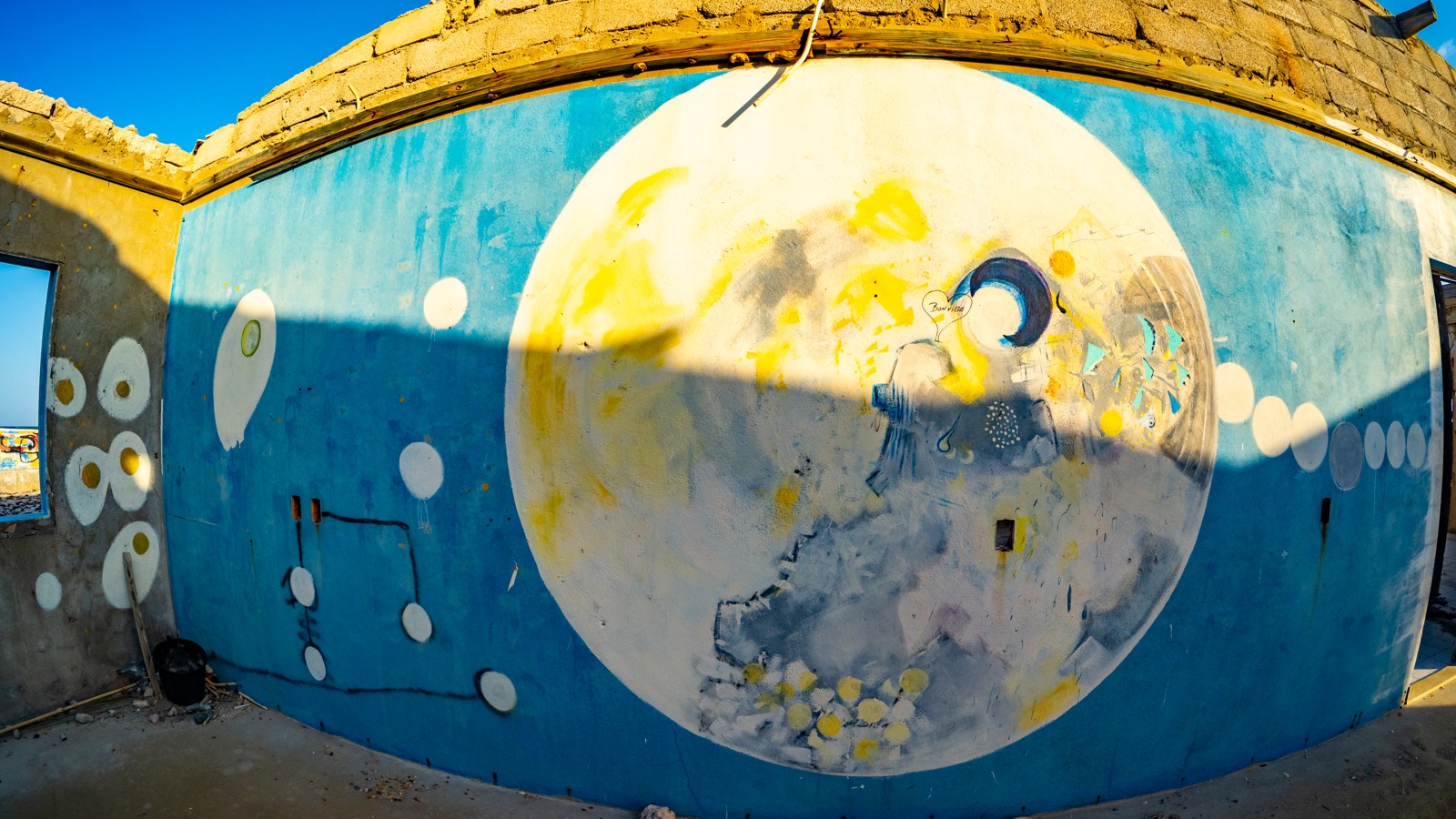 Street Art 32 - Image 1