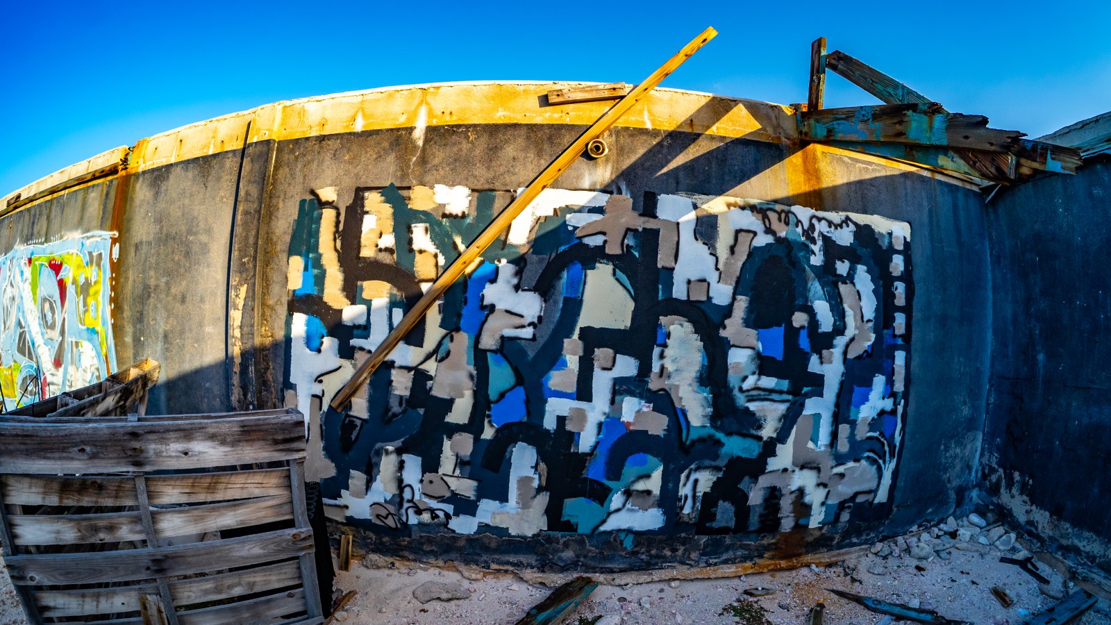 Street Art 16 - Image 1