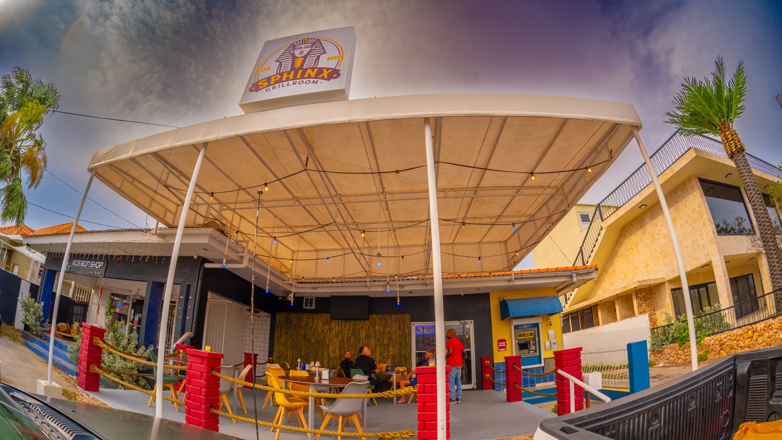 Sphinx Grillroom - Image 1