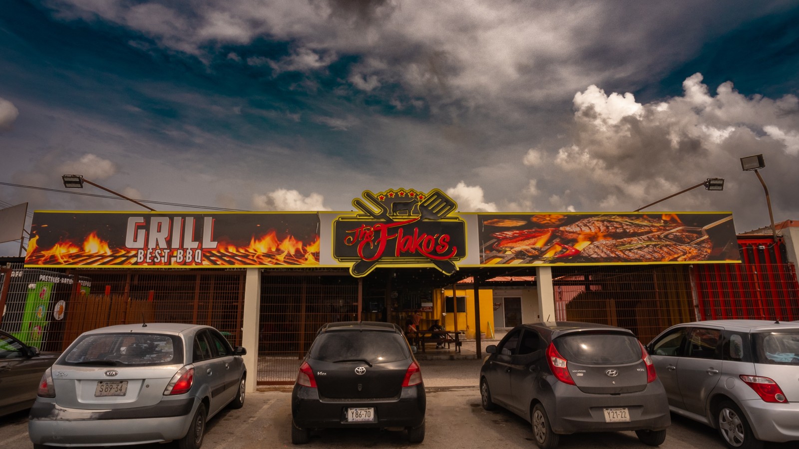 The Flako's Grill - Image 1