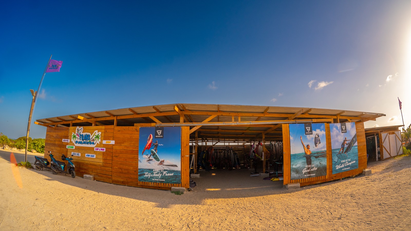 Sorobon Beach / Frans Paradise - Image 1