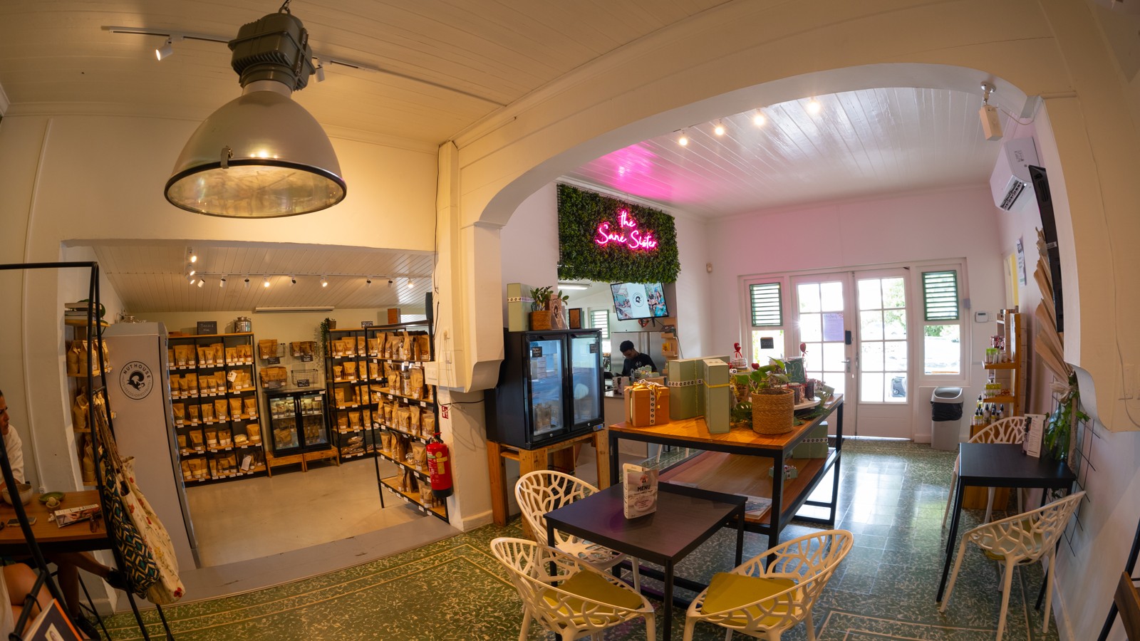 The Nut House - Image 4