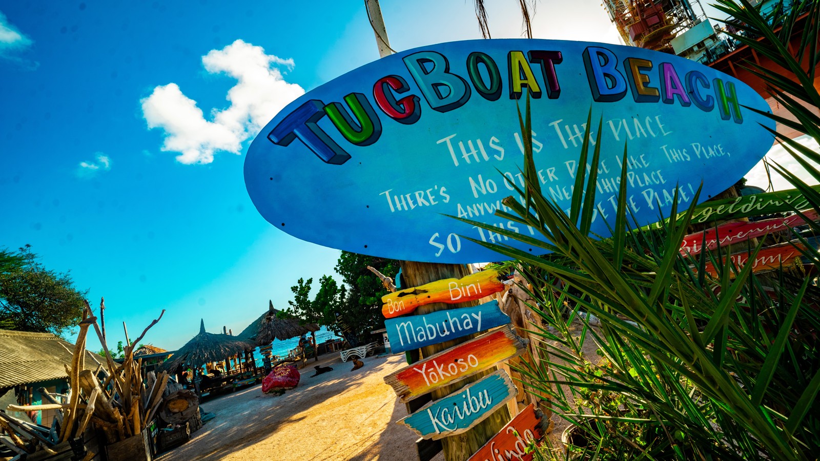 Tugboat Beach Bar - Image 3