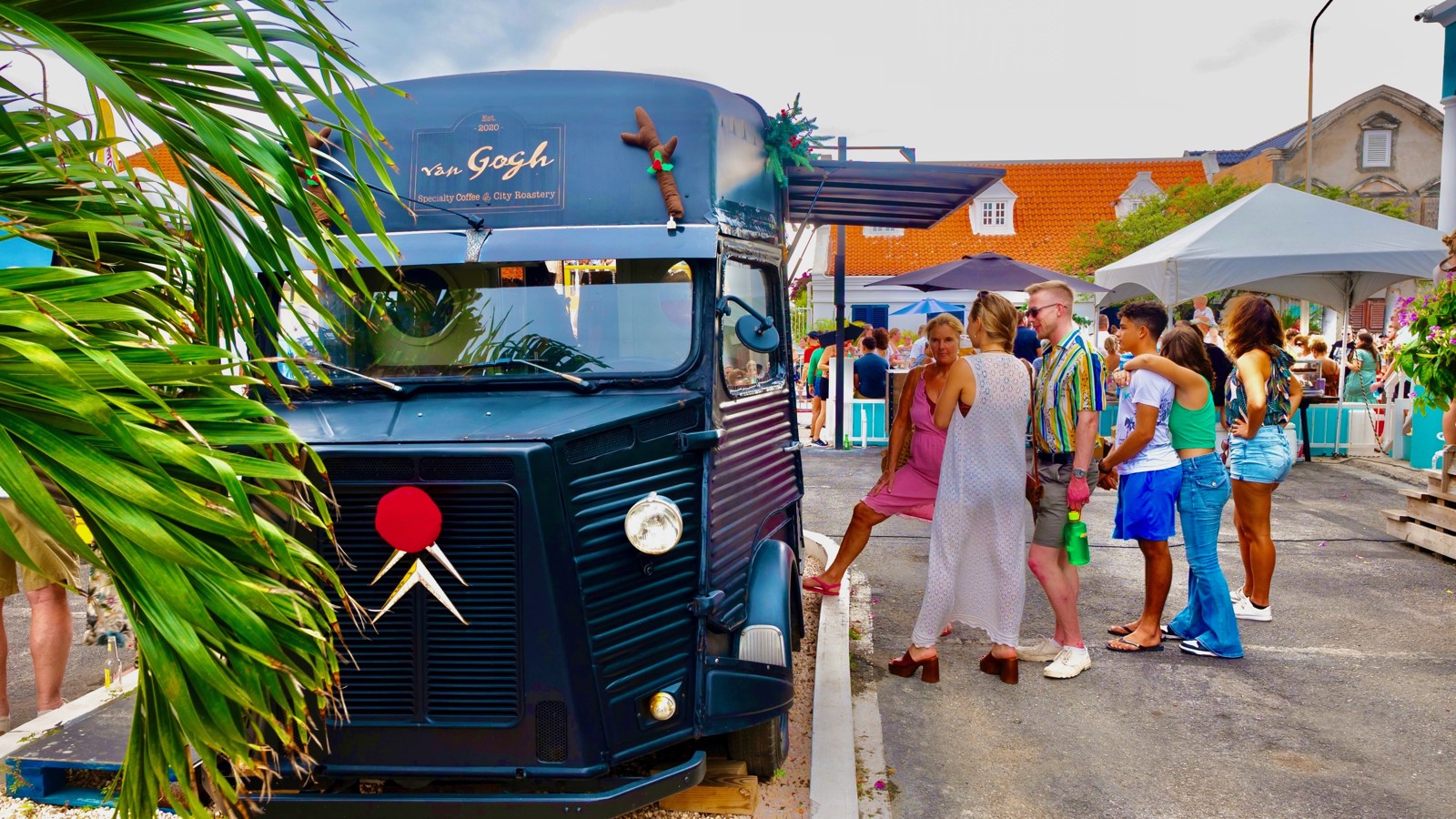 Coffee at Van Gogh - Image 1