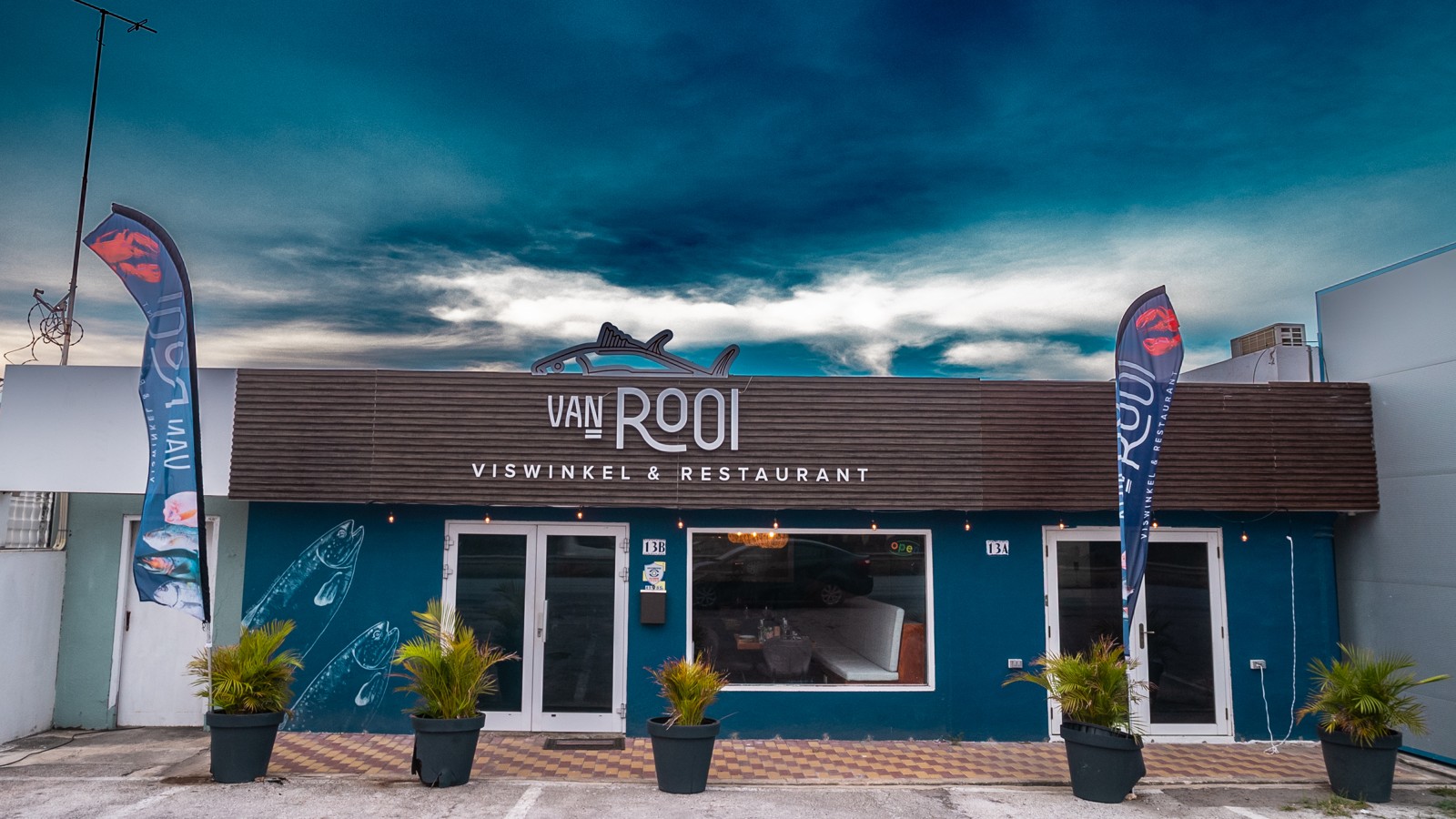 Van Rooi Viswinkel & Restaurant - Image 3