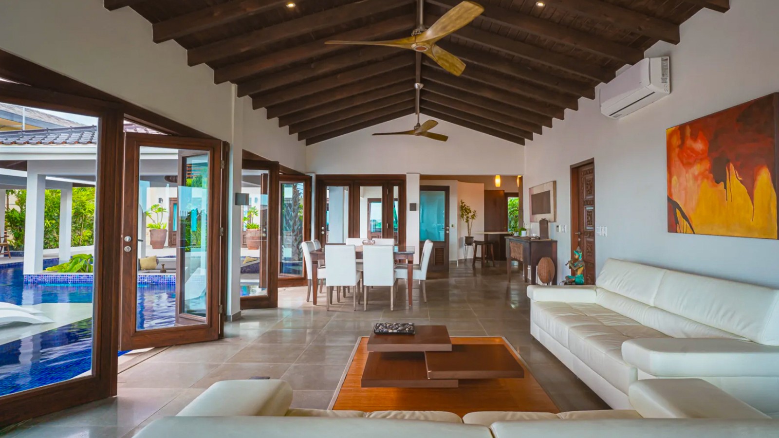 Vista Royal T17, Jan Thiel - Image 7