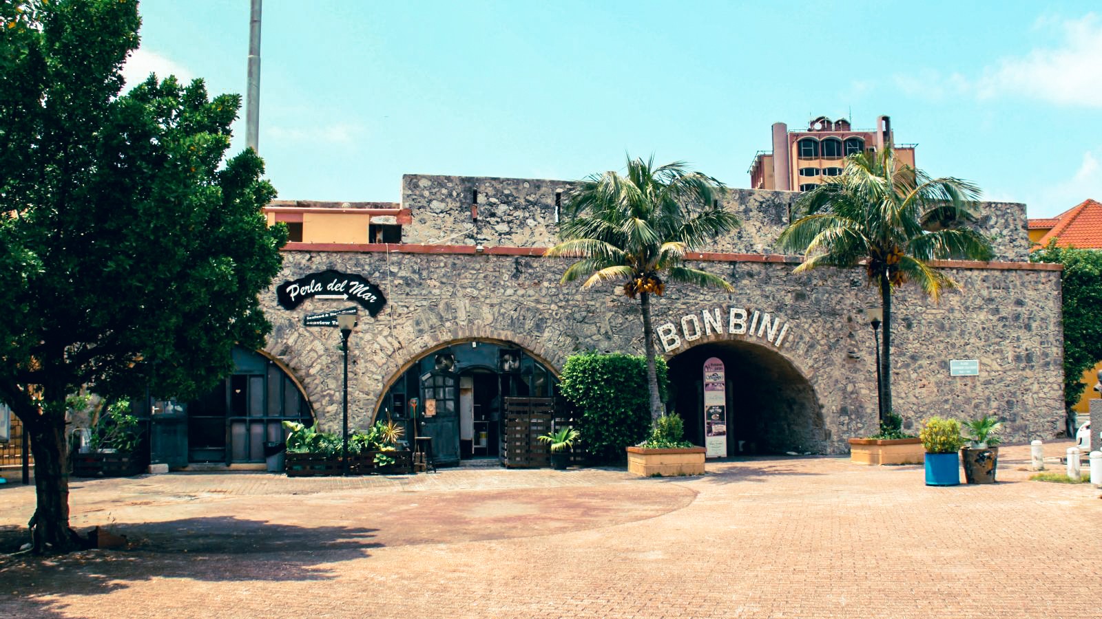 Waterfort Arches - Image 1