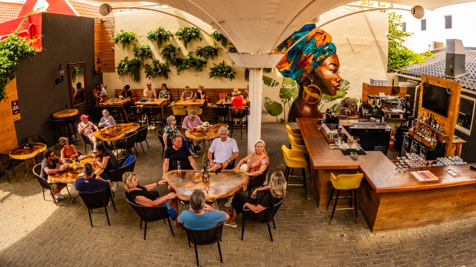 Rustiq restaurant In Kura Hulanda - Image 1