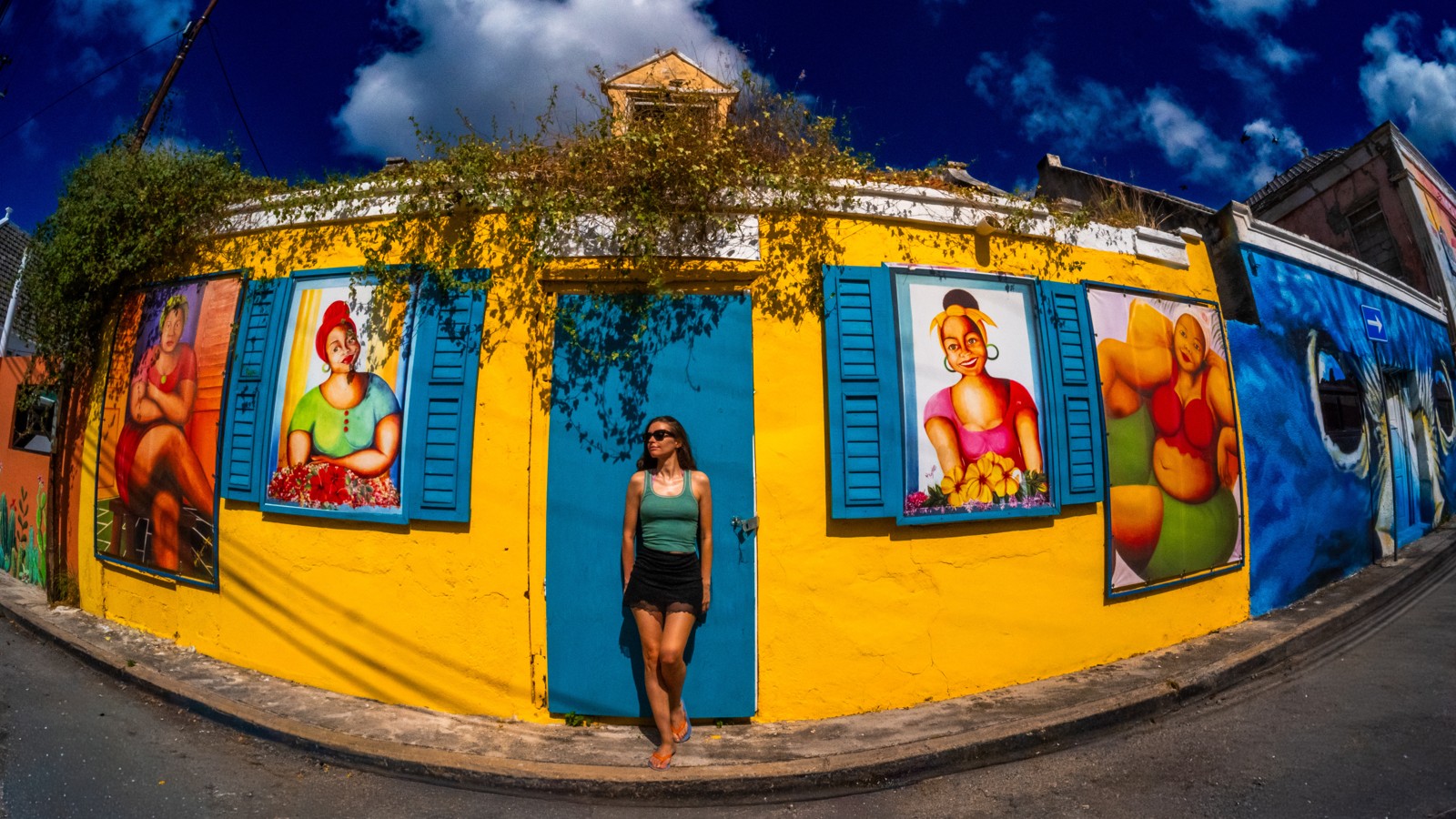 Otrabanda Street Art - Image 1