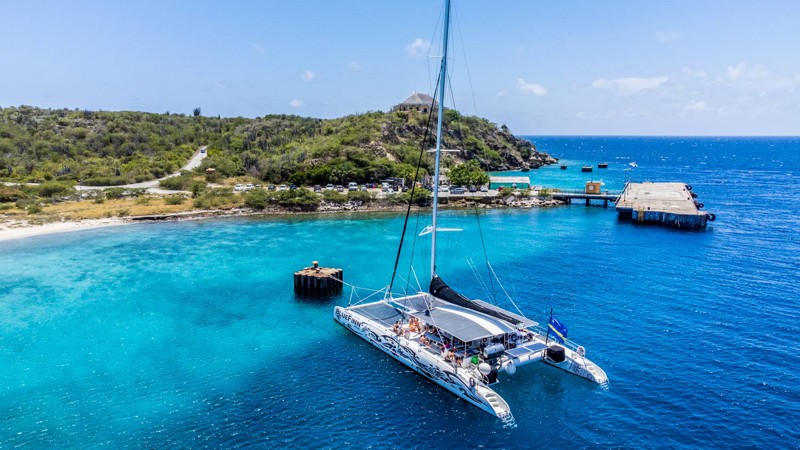 Tugboat and Reef Snorkel Tour