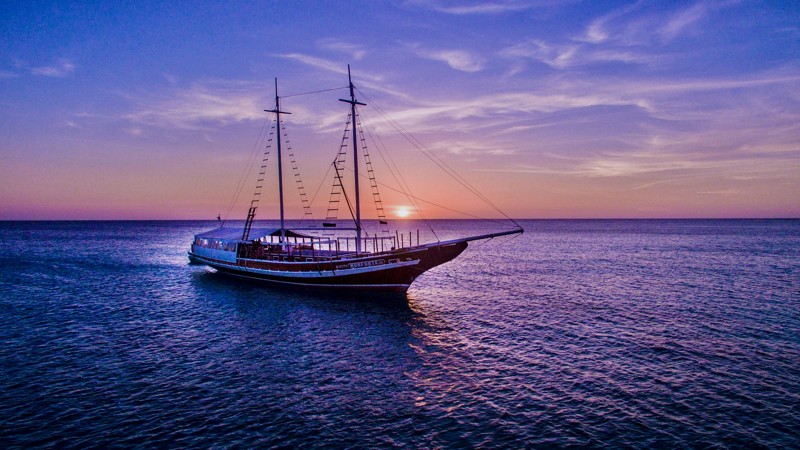 Monforte Luxury Sunset Sail