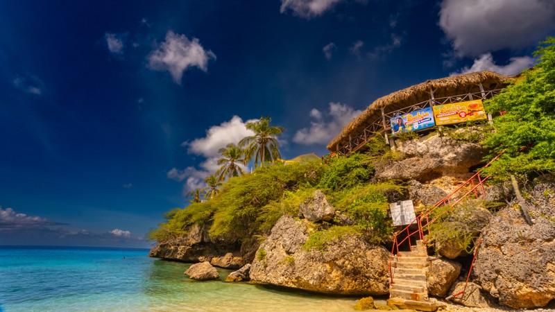 Bahia Beach Bar & Restaurant