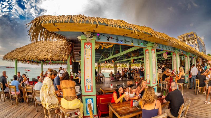 Bugaloe Beach Bar & Grill